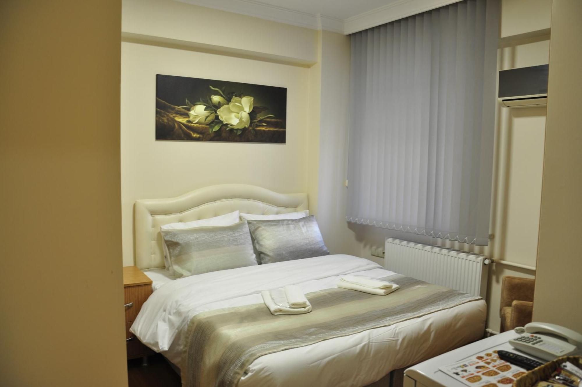 My World Hotel Istanbul Exterior photo